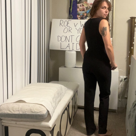 Brand new Forever 21 one-piece jumpsuit with pockets! - Picture 4 of 4